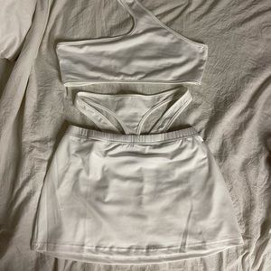 Brand new skirt set in size small.